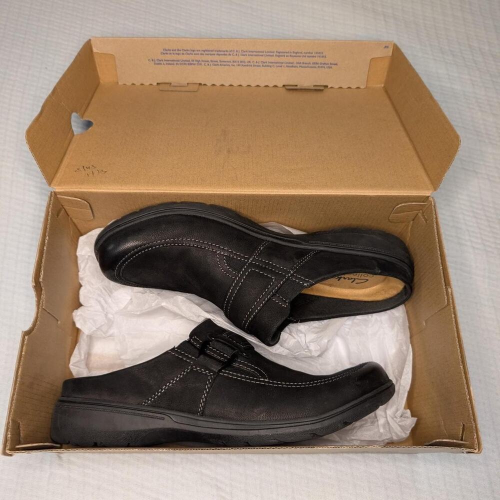 Women's Clark's Carleigh Viola - Size 11 (New in Box)